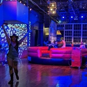 Meet your Posher, Faith